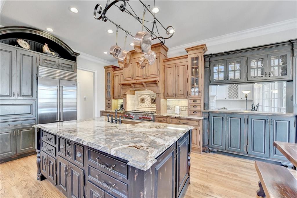 6950 Kettering Lane, Suwanee, Georgia image 24
