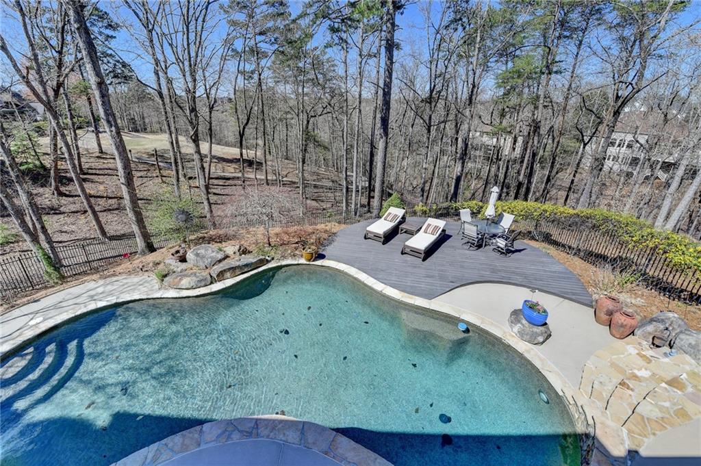 6950 Kettering Lane, Suwanee, Georgia image 2