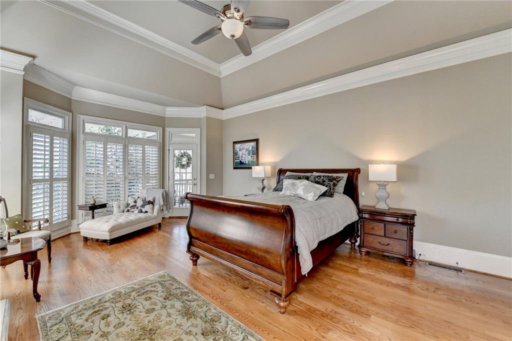 6950 Kettering Lane, Suwanee, Georgia image 5