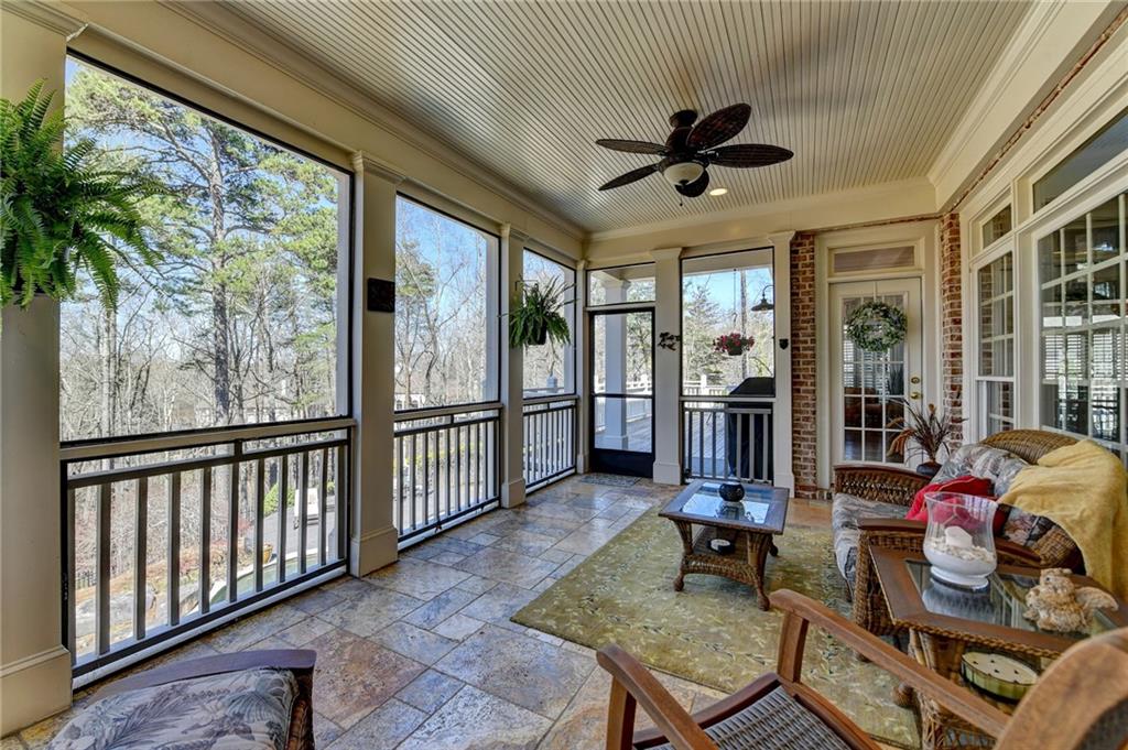 6950 Kettering Lane, Suwanee, Georgia image 7