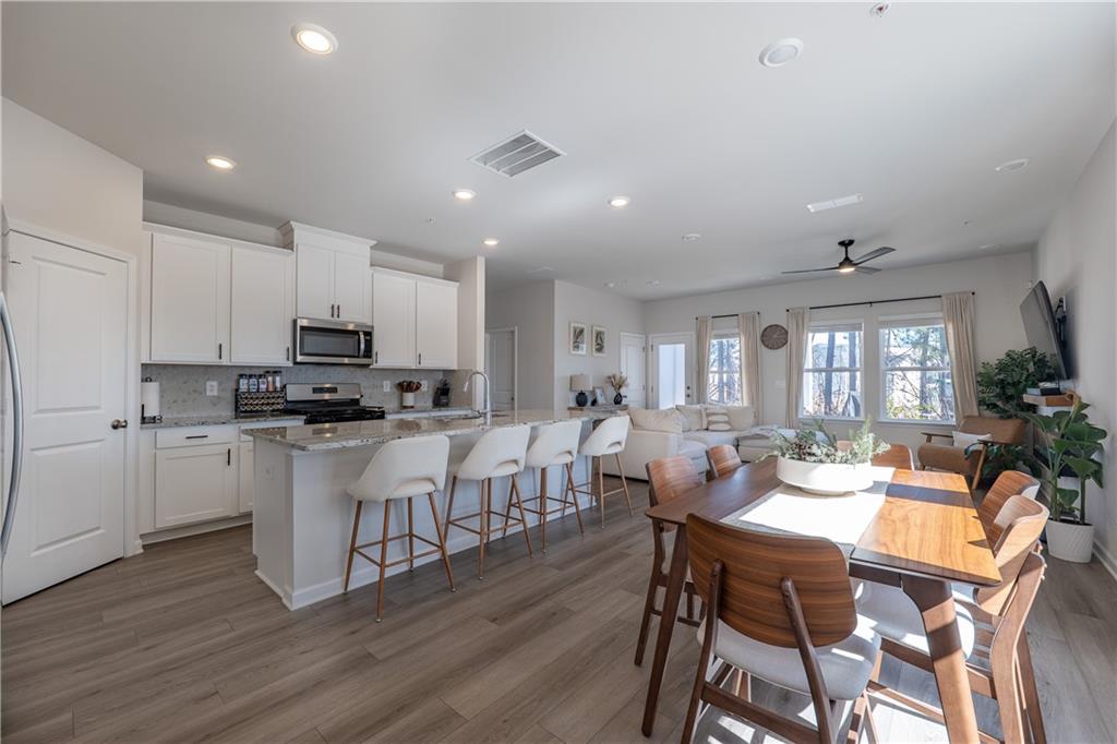 6415 Apalachee Way SE