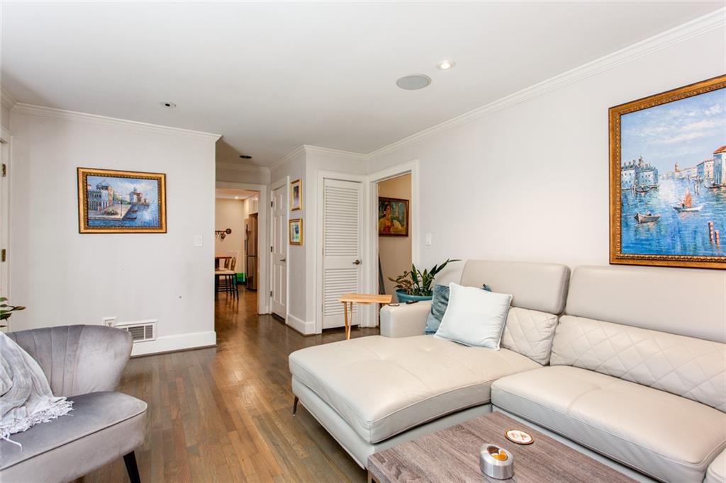 5542 Whitewood Court