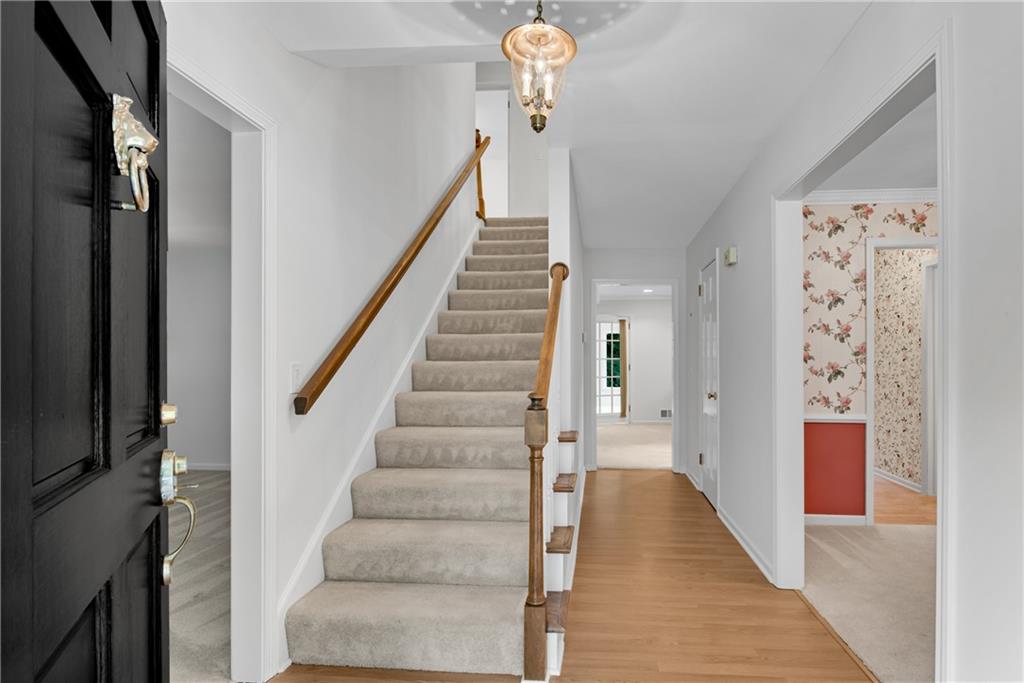 4589 Holliston Road