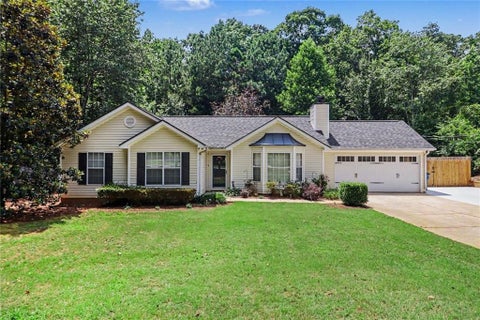 Homes For Sale - 7147 Wildflower Walk<br/> Douglas County, Winston, GA 30187