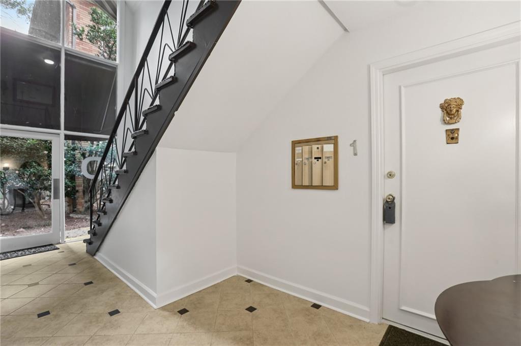 115 BISCAYNE Drive NW D1