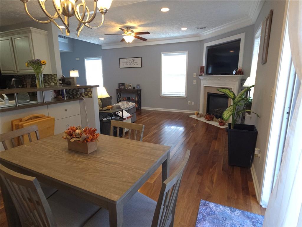 Mountain Ridge - Residential