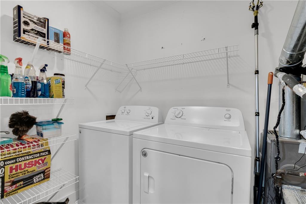 2004 River Heights Walk SE