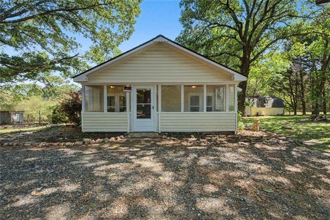 Homes For Sale - 1055 Millertown Road<br/> Temple, GA 30179