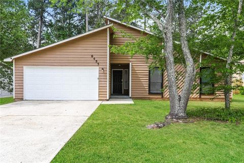 Homes For Sale - 8455 Cedar Creek Ridge<br/> Riverdale, GA 30274