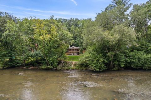 A home in Ellijay