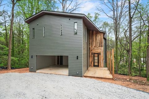 2471 Saint Patrick Street SE Atlanta GA 30317