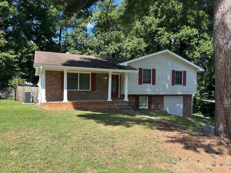 Welcome to this beautifully maintained 3-bedroom, 2 full bath split level home. You are welcomed into a front family room that opens into an eat in kitchen. The upper level consists of the three bedrooms and two full baths, the lower level give you a large L shaped great room that can be used in many different ways. This home is perfect for a growing family, first-time homeowners, or investors seeking to expand their portfolio.
