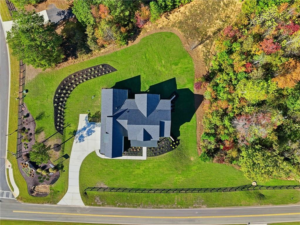 933 MOUNT CARMEL CHURCH Lane