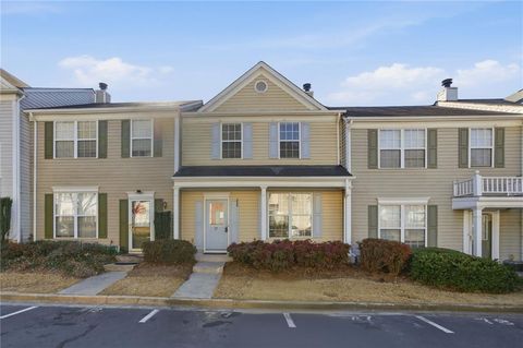 Photo of 4645 Valais Court #77, Alpharetta, GA 30022 (MLS # 7740610)