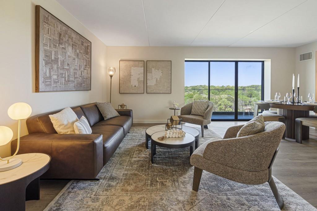 2460 Peachtree Road NE 1013