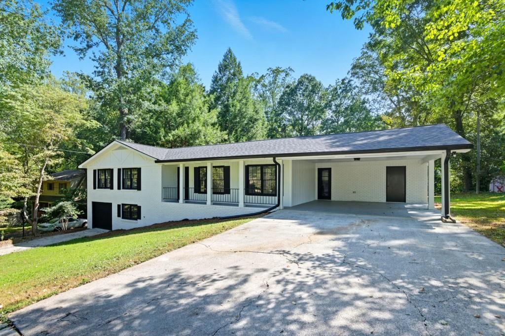 120 NW Westwood Drive