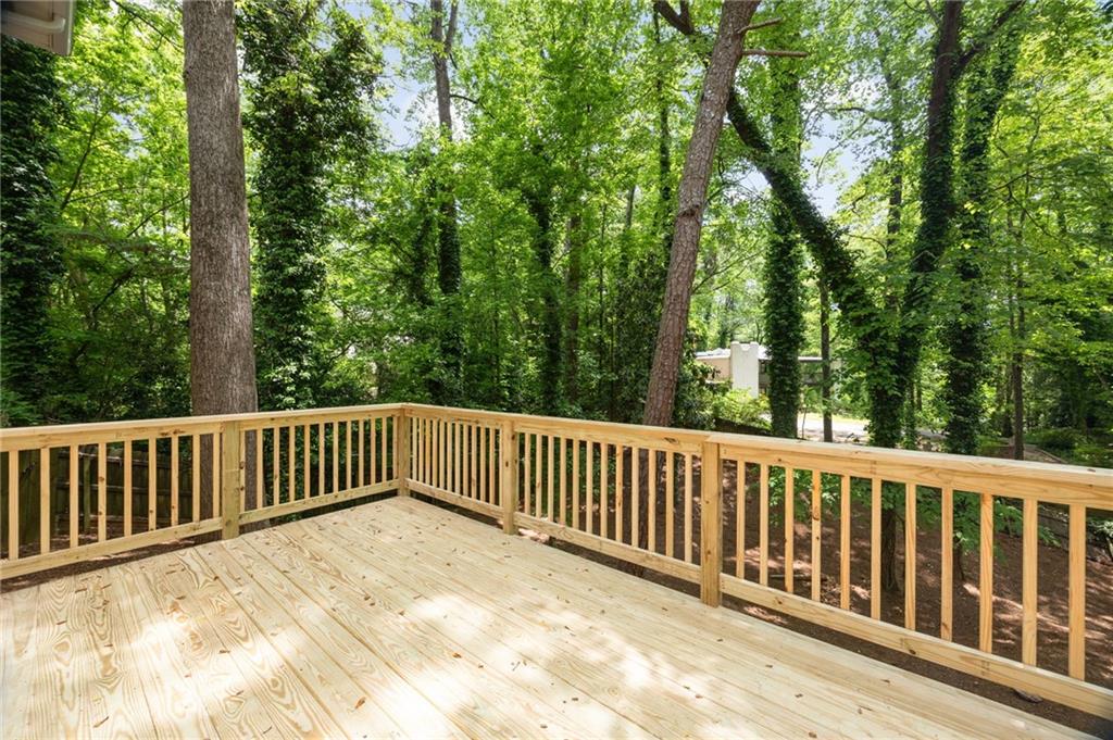 239 Devonwood Drive, Atlanta, Georgia image 28