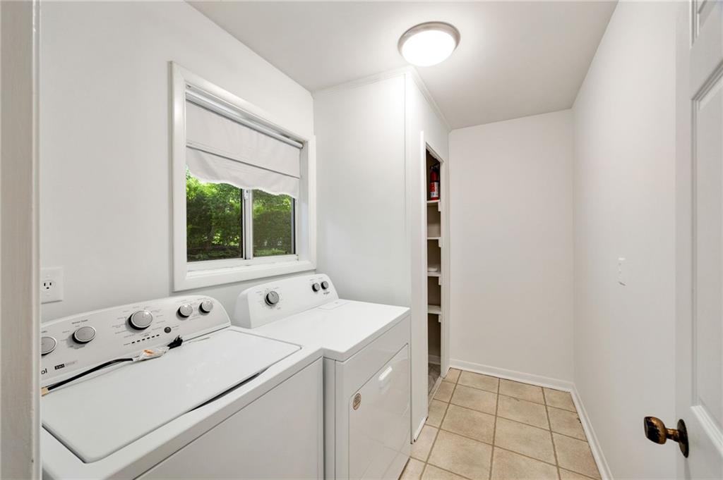 239 Devonwood Drive, Atlanta, Georgia image 24