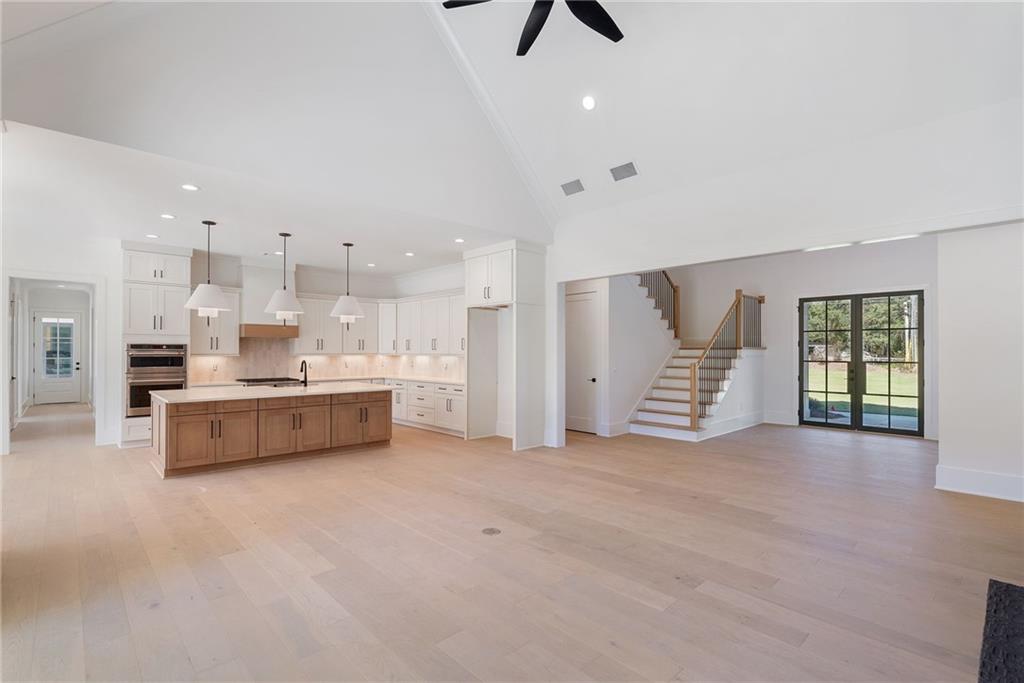 5-Lot Enclave - Residential