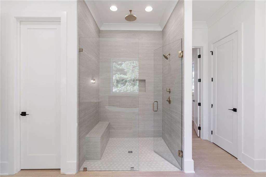 5-Lot Enclave - Residential