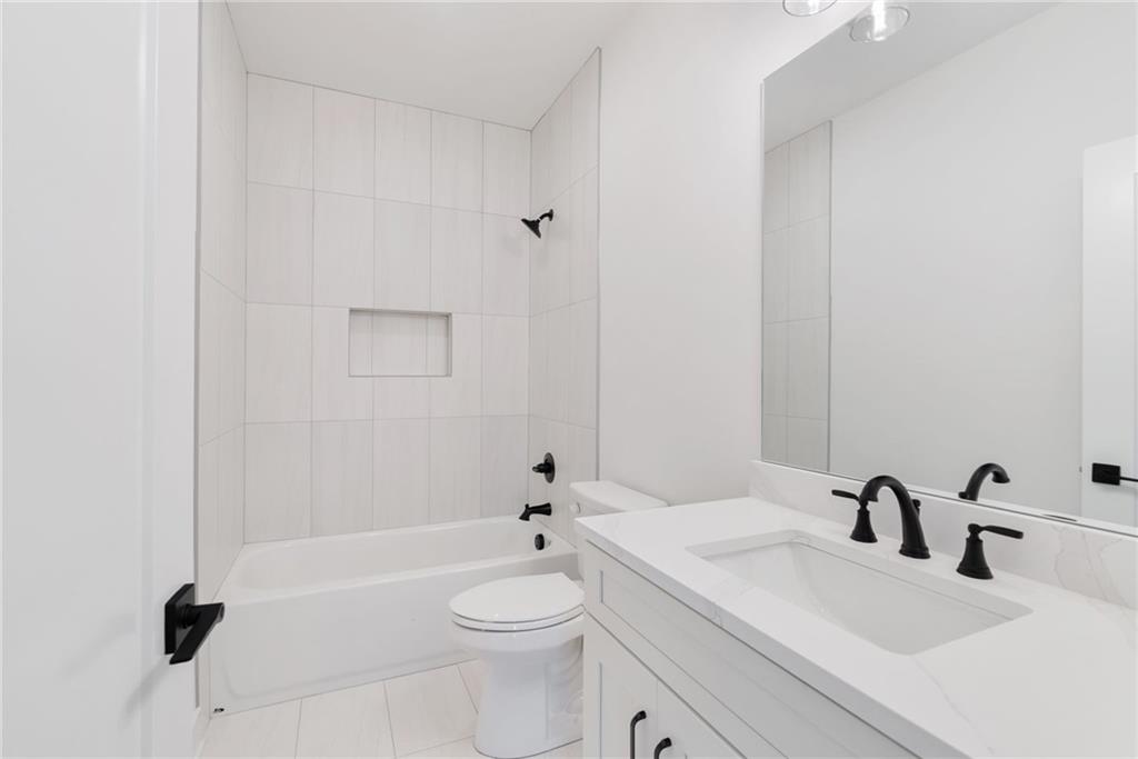 5-Lot Enclave - Residential