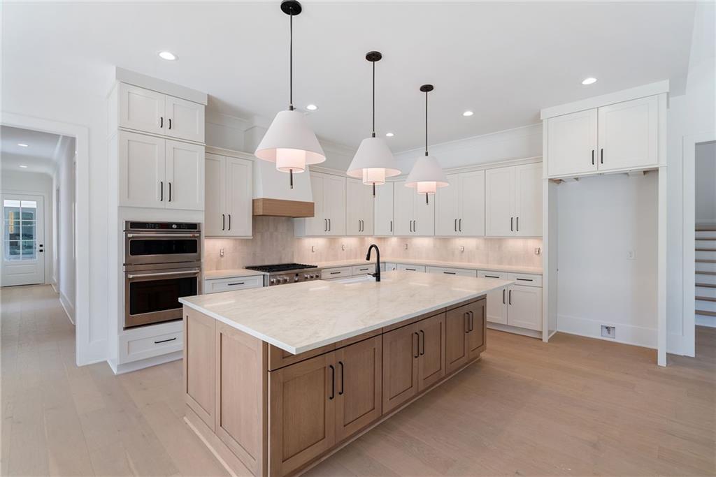 5-Lot Enclave - Residential