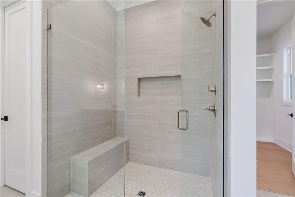 5-Lot Enclave - Residential