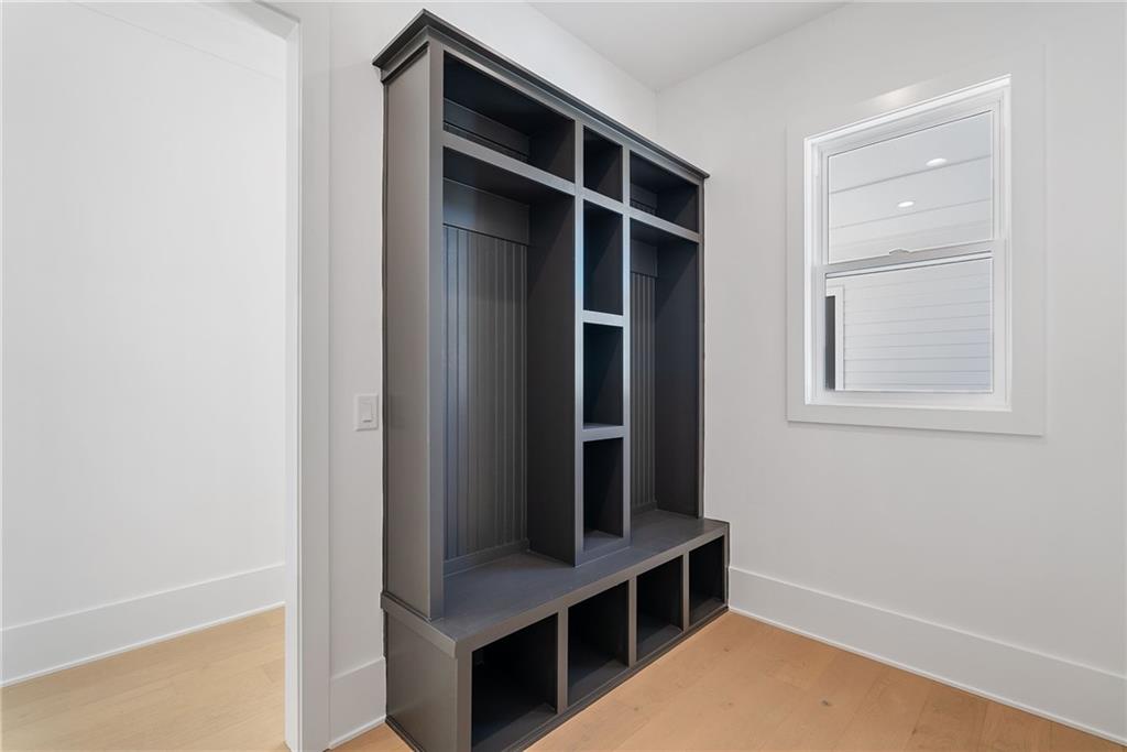 5-Lot Enclave - Residential