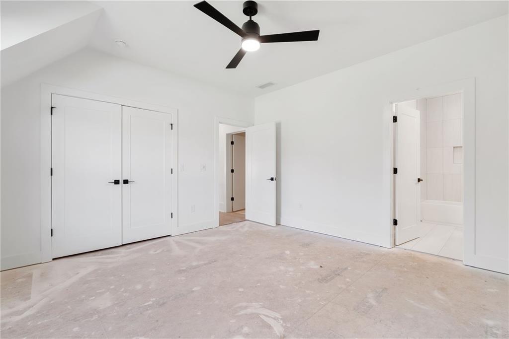 5-Lot Enclave - Residential