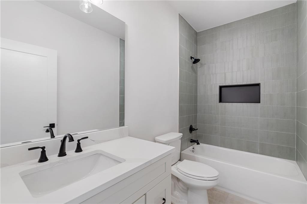 5-Lot Enclave - Residential