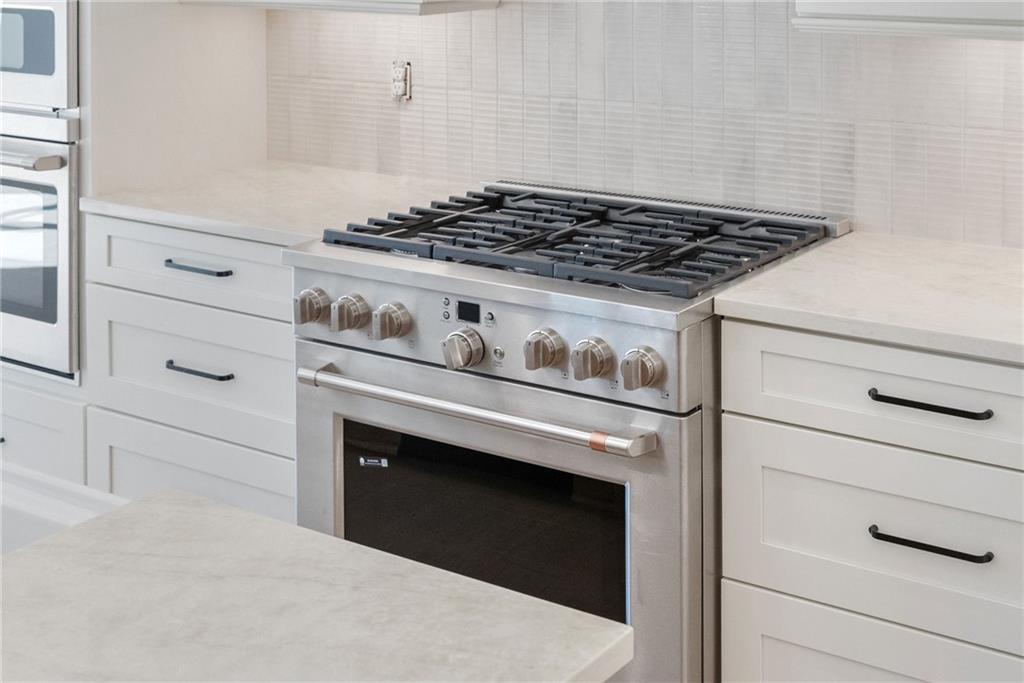 5-Lot Enclave - Residential