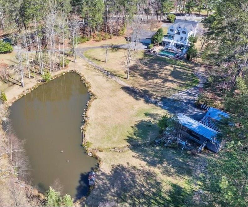 1768 Hood Road