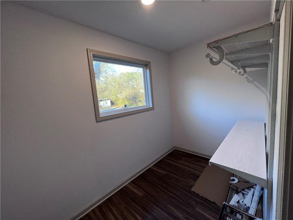 Valley Brook Estates - Residential Lease