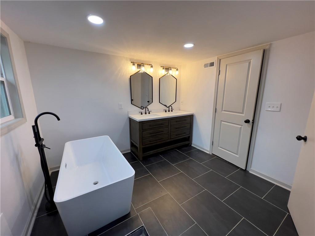 Valley Brook Estates - Residential Lease