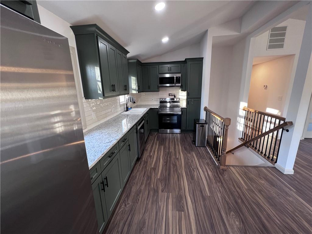 Valley Brook Estates - Residential Lease
