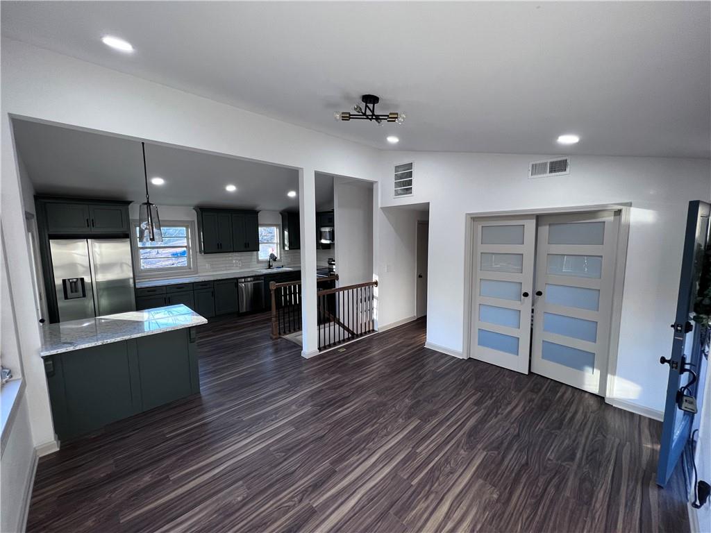 Valley Brook Estates - Residential Lease