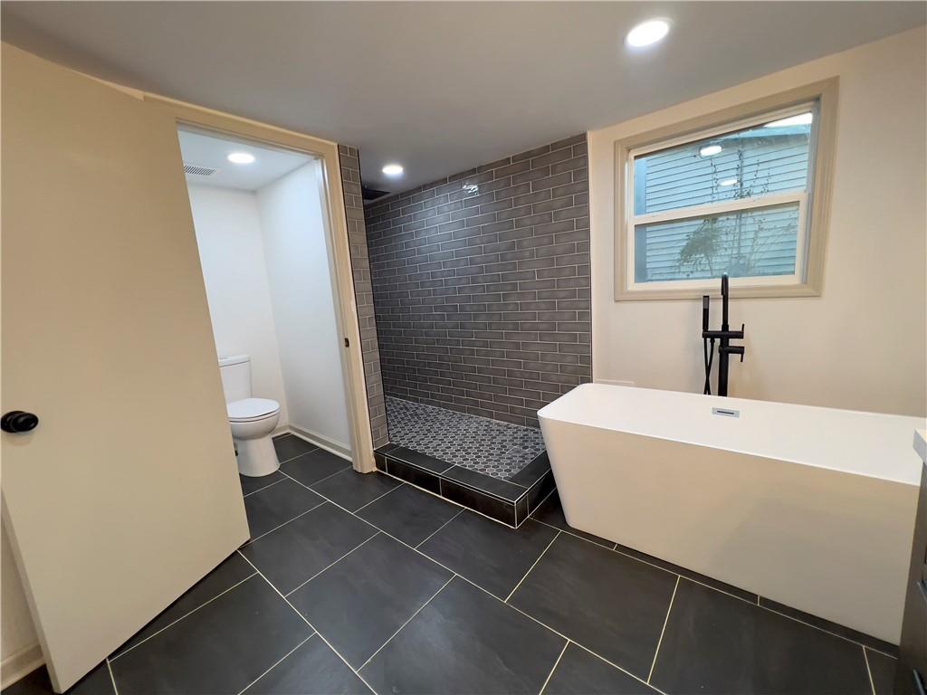 Valley Brook Estates - Residential Lease
