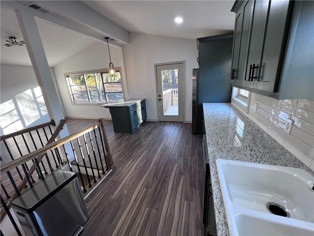 Valley Brook Estates - Residential Lease