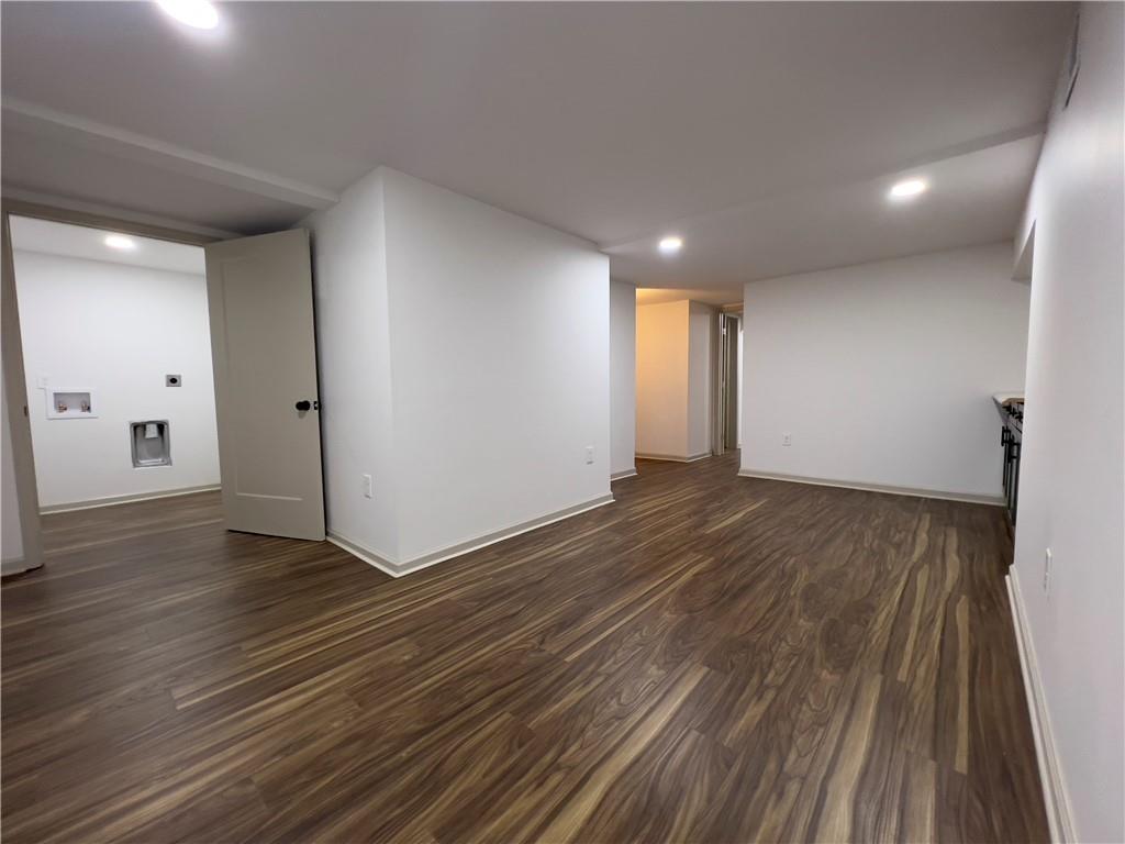Valley Brook Estates - Residential Lease