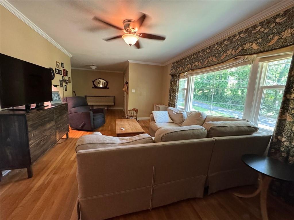 224 Sourwood Drive, Marietta, Georgia image 6