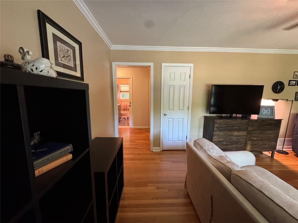 224 Sourwood Drive, Marietta, Georgia image 7