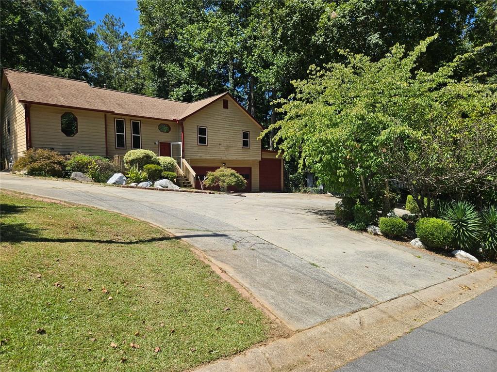 3150 Oak Leaf Court SW