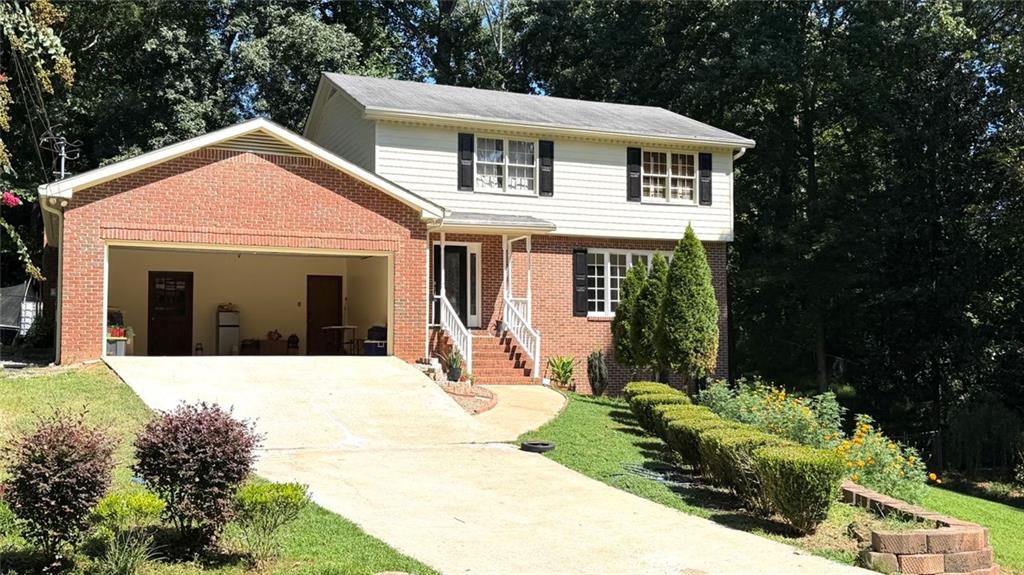 574 Hickory Hills Court