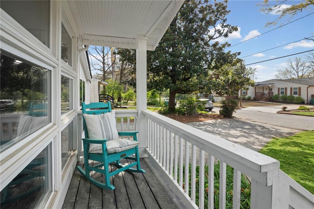 2735 Madison Street SE