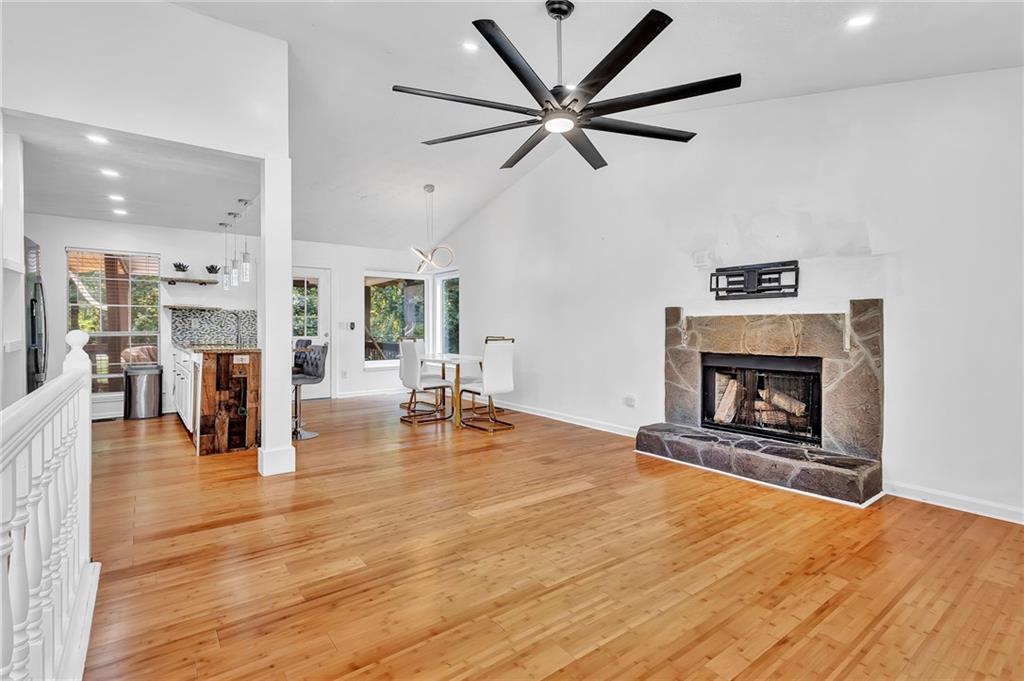 3860 Paint Cir