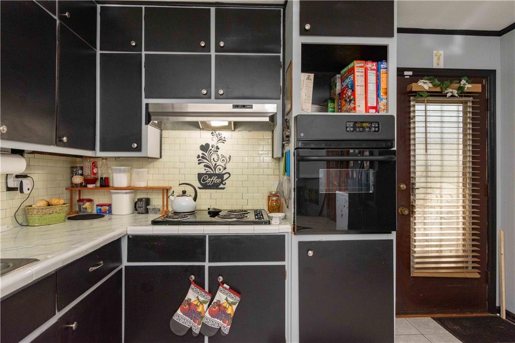 3208 Edgemont Way