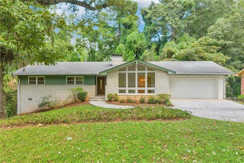 Homes For Sale - 982 Yemassee Trail<br/> Dekalb County, Stone Mountain, GA 30083