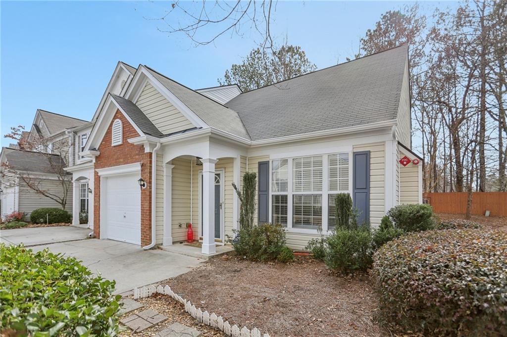 2802 Ashleigh Lane