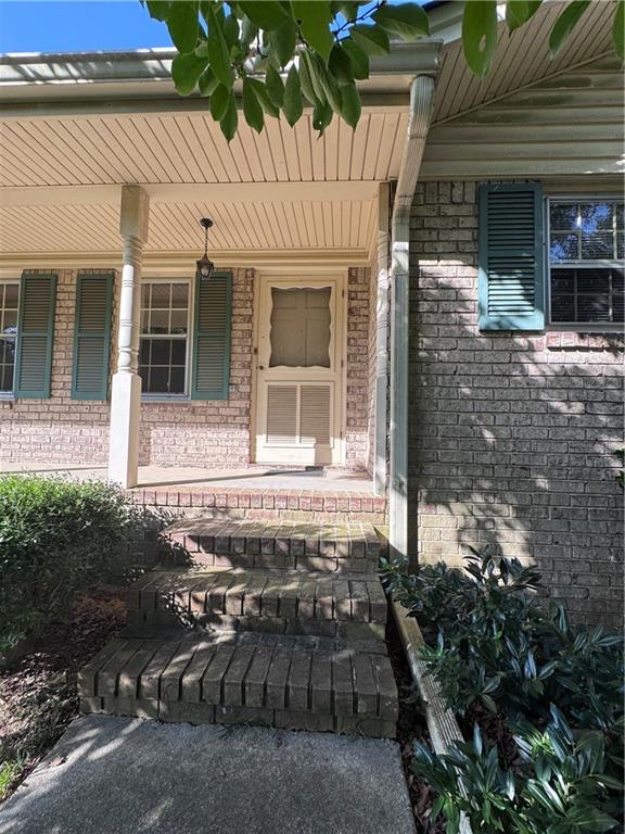 2604 HICKORY VALLEY Drive