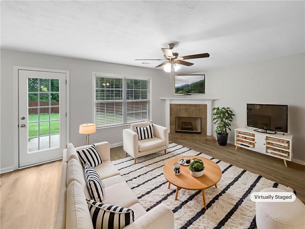 4107 Round Stone Trail